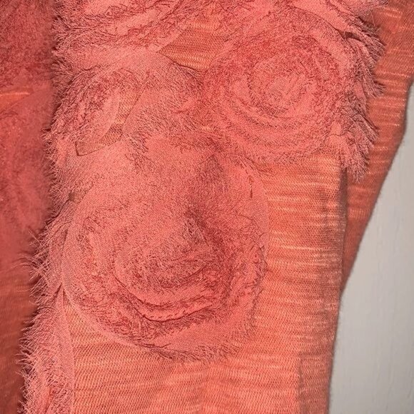 Lauren Conrad XL Coral Sleeveless Tank Top With Floral Appliqué & Frayed Edges 1 - Picture 6 of 13